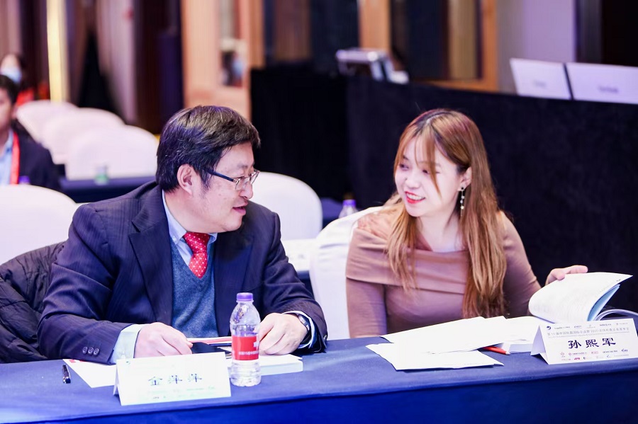 中和团队参与行业交流，秦菲阳执行董事与孙熙军秘书长共话托盘产业发展